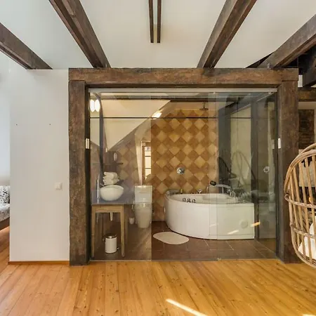 Blacksmith Old Town Apartment
