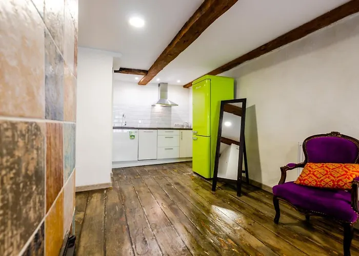 Blacksmith Old Town Apartment *