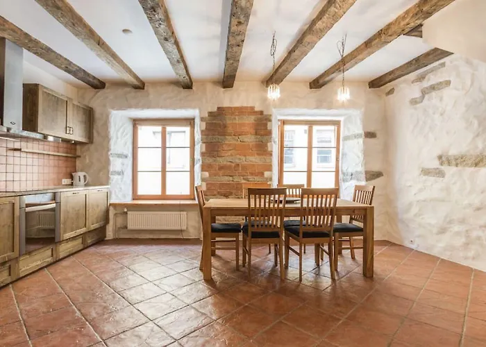 Apartment Blacksmith Old Town *